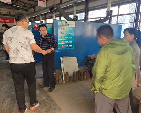 和靈石縣第一職業(yè)高中校領(lǐng)導(dǎo)在?？疾? /></div>
		<h2 id=